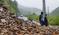 중부지역: 호우로 호찌민로 산사태 및 일부 침수