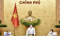 팜 민 찐 (Phạm Minh Chính) 국무총리, 4월 정기회의 주재