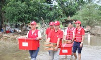 베트남 적십자사, 2023년 어민을 위한 2070억 동 지원
