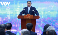 팜 민 찐 총리, 베트남 텔레비전 방송국(VTV) 결산 회의 참석