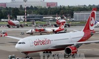 EU អនុម័តលើការទិញមួយផ្នែក Air Berlin  របស់ក្រុមហ៊ុន easyJet 