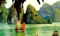 ​រមណីយដ្ឋាន​ឈូងសមុទ្រ HaLong