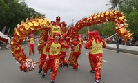 ពិធីបុណ្យតាមដងផ្លូវ នៅFestival Hue 2012 