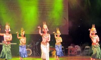 កម្មវិធីសិល្បៈវៀតណាម-កម្ពុជាពោរពេញទៅដោយចំណងសាមគ្គីភាពមិត្តភាព