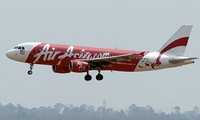 ជើងហោះហើរAirAsia បាត់ទាក់ទង