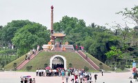 កំពែងបុរាណQuang Tri