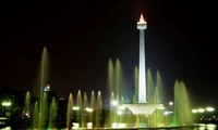 វិមាន Monas – Jakarta ទាក់ទាញភ្ញៀវទេសចរជាច្រើនមកទស្សនា