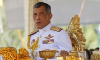 រាជទាយាទ Vajiralongkorn ឡើងសោយរាជ្យសម្បត្តិ្តព្រះមហាក្សត្រថ្មីរបស់ថៃ