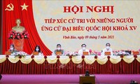 Ketua MN Vuong Dinh Hue Kontak dengan Pemilih Kota Haiphong.