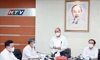 Presiden Nguyen Xuan Phuc mengunjungi sejumlah kantor pers besar di Kota Ho Chi Minh