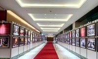 “越南国会与民族相伴80年”展览