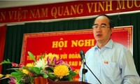 Deputy PM Nguyen Thien Nhan meets voters in Bac Giang 