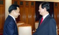 PM Nguyen Tan Dung receives Thai Minister of Commerce  