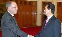 Vietnam and Hungary boost multifaceted cooperation