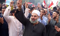 Thousands march in Cairo in support of Morsi