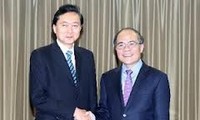 NA Chairman Nguyen Sinh Hung holds talks with the Japanese Prime Minister  