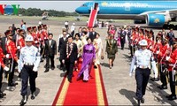 President Truong Tan Sang holds talks with Indonesian President Susilo Bambang Yudhoyono.