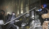 Ukraine to scrap controversial anti-protest law 