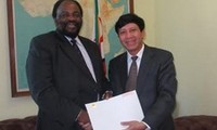 Vietnam, Zimbabwe aim for stronger ties 