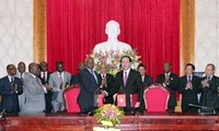 President Truong Tan Sang receives Angola’s Interior Minister