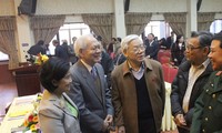 Party leader Nguyen Phu Trong meets voters in Hanoi