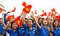 Vietnamese Youths gather in “I love my homeland” movement