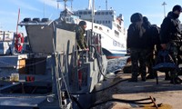 Ship carrying 400 immigrants issues distress call off Greece