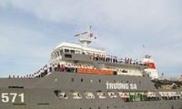 Gifts from the mainland to Truong Sa island