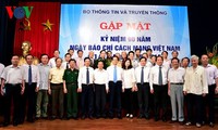 PM Nguyen Tan Dung praises press contribution to national development 