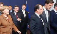 EU summit discusses regional issues