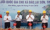 PM launched the construction of a national power grid project in Kien Giang