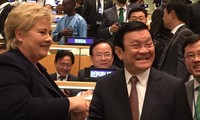 President Truong Tan Sang meets Norwegian Prime Minister Erena Solberg 