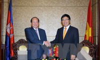 Vietnam, Cambodia strengthen bilateral ties