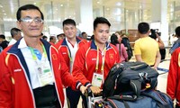 Vietnamese weightlifters via for tickets to 2016 Olympics