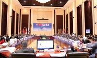 ASEAN +3 financial officials meet in Vientiane 