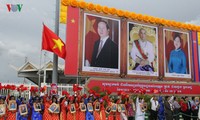 President Tran Dai Quang meets Cambodian Prime Minister Samdech Techo Hunsen