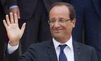 French public's expectations for President Francois Hollande’s visit to Vietnam