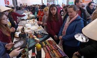 Vietnam attends charity fair in Slovakia