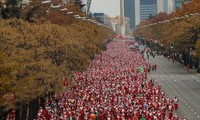 Charity fund-raising Santa race