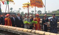 Japanese Emperor and Empress visit Hue