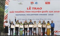 Vietnam marks International Volunteers Day 