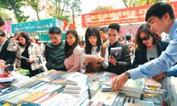 Seminar discusses community’s reading habit