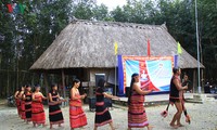 Ethnic people along Ho Chi Minh Road live better lives