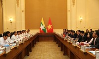 Vietnam wishes to unceasingly develop ties with Myanmar: Deputy PM