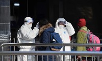 Countries raise travel warning level against new coronavirus