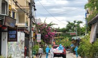 Hoi An helps every household on quarantined streets