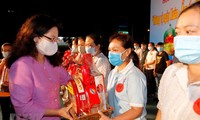 Thousands of tons of rice distributed to disadvantaged people ahead of Tet