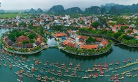 Beautiful Tam Coc in ripe rice season