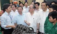 Nguyen Sinh Hung rencontre l’électorat de Ha Tinh