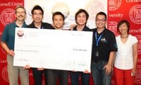 4 étudiants vietnamiens ont remporté la Cornelle Cup USA 2012